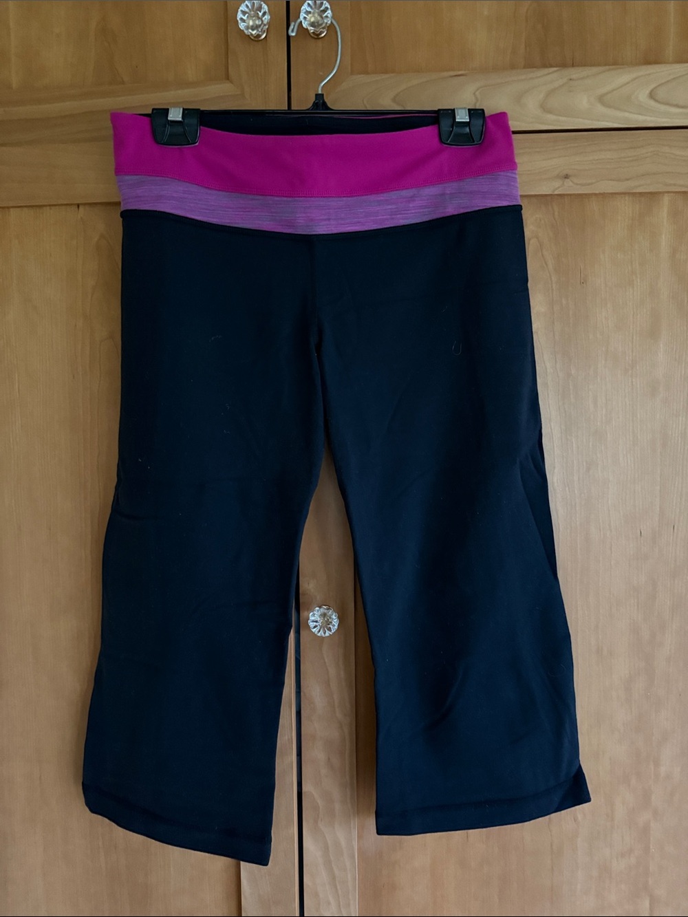 Lululemon Black Capri Leggings with Pink Waistband